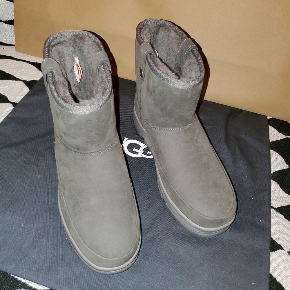 Ugg boots - Picture 8 of 10